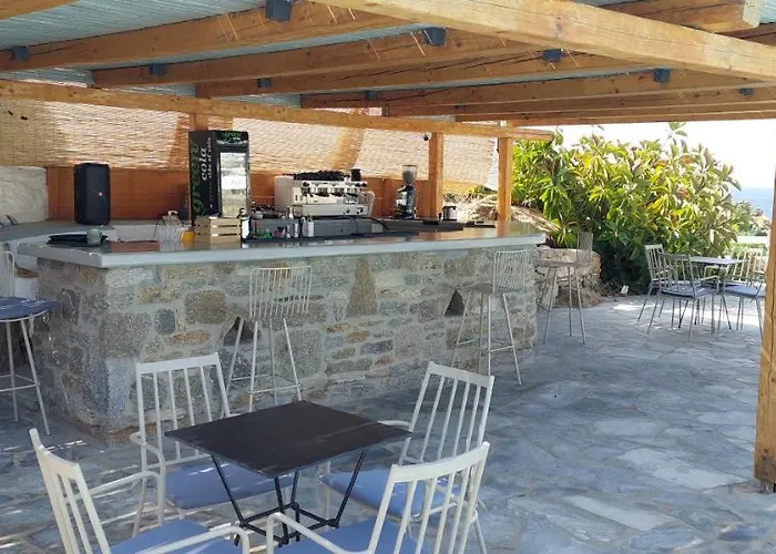 Traditionnal Mykonian Daire Ornos (Mykonos)