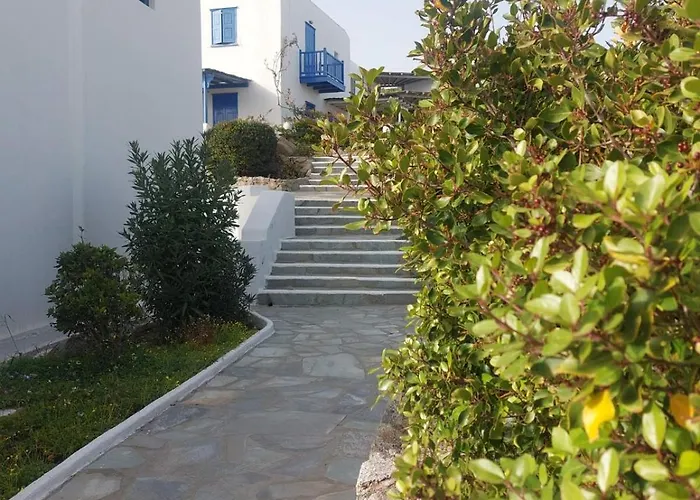 Traditionnal Mykonian *