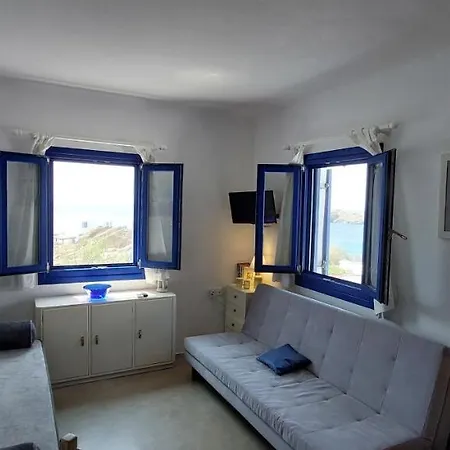 Traditionnal Mykonian Apartment