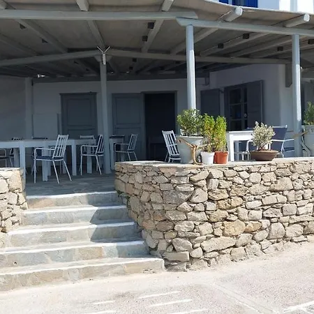 Traditionnal Mykonian Ornos (Mykonos)