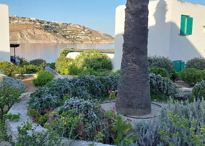 Traditionnal Mykonian Ορνός