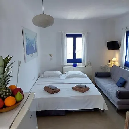 Traditionnal Mykonian 오르노스